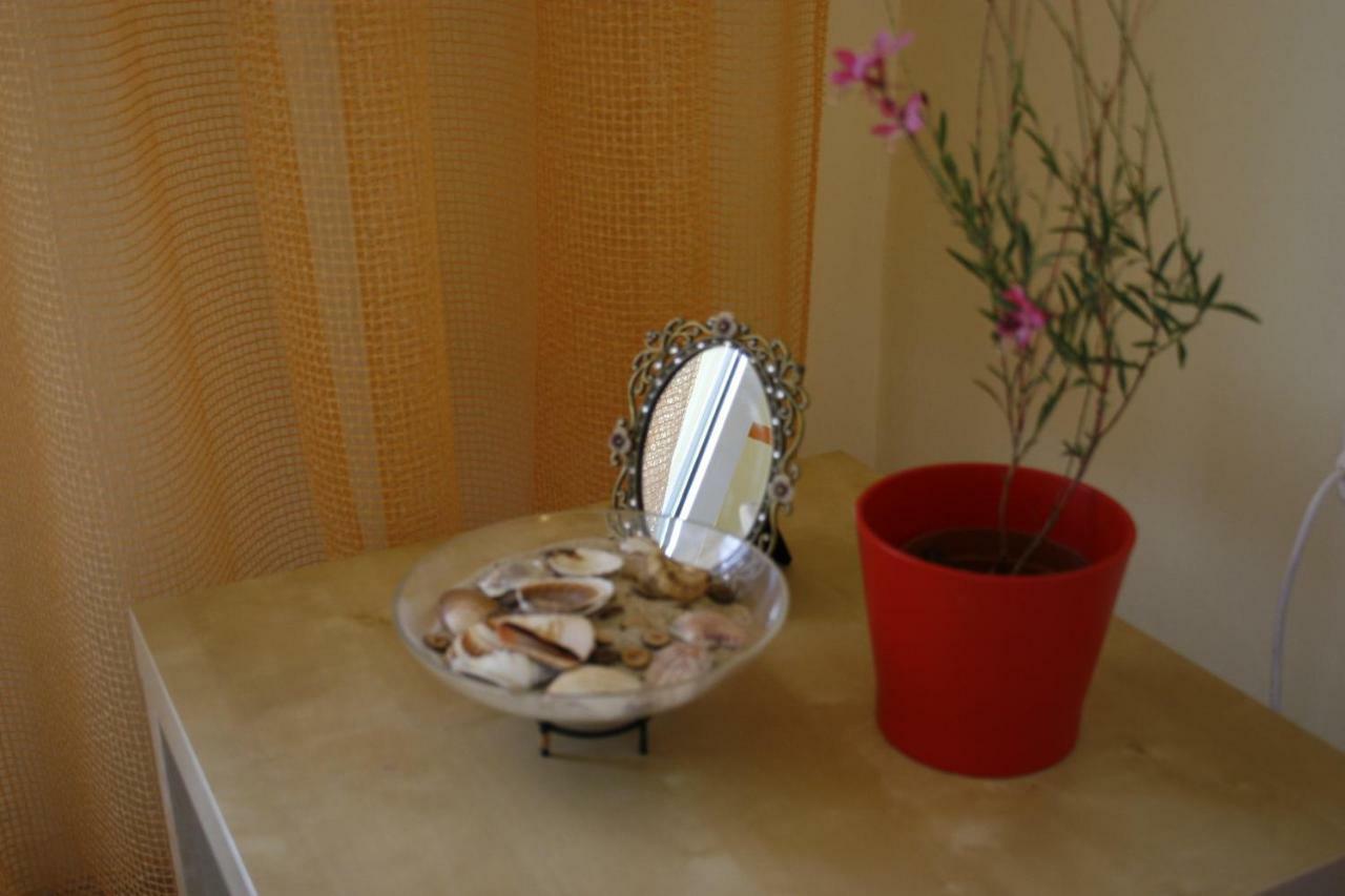 Cosy Apartment By The Sea メタモルフォシ エクステリア 写真
